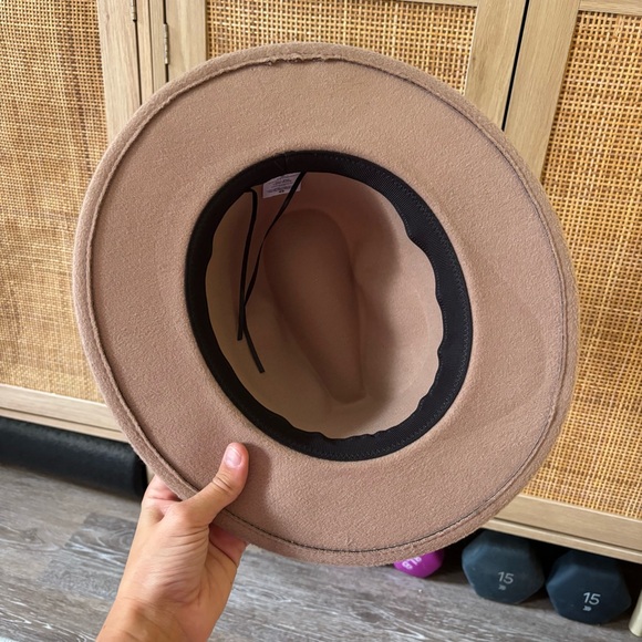 Stylish Tan Fedora Hat - Picture 5 of 6